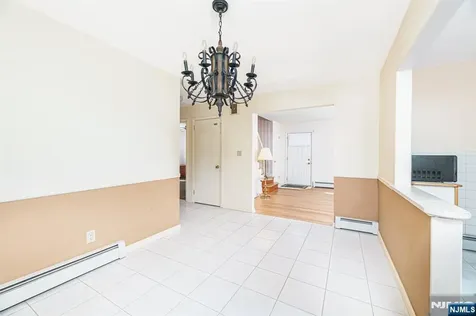 225 Linden Road Wayne NJ 07470