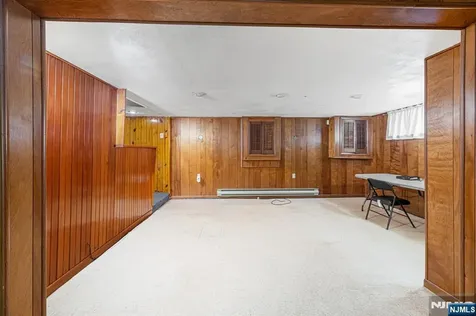 225 Linden Road Wayne NJ 07470
