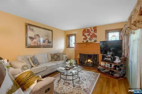 324 Franklin Turnpike Mahwah NJ 07430
