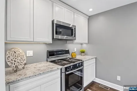 14 Espy Road Caldwell NJ 07006