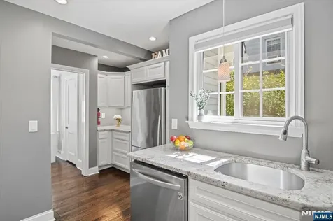 14 Espy Road Caldwell NJ 07006