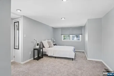 14 Espy Road Caldwell NJ 07006