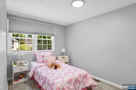 14 Espy Road Caldwell NJ 07006