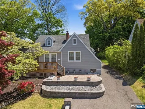 14 Espy Road Caldwell NJ 07006