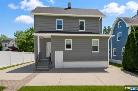 9 Sycamore Street Bloomfield NJ 07003