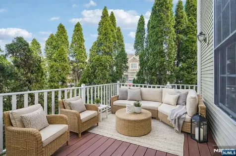 123 Levinberg Lane Wayne NJ 07470