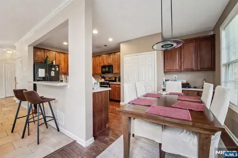 123 Levinberg Lane Wayne NJ 07470