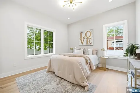 17 Arlington Drive Livingston NJ 07039