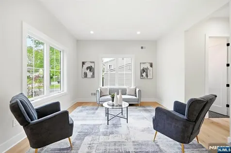 17 Arlington Drive Livingston NJ 07039