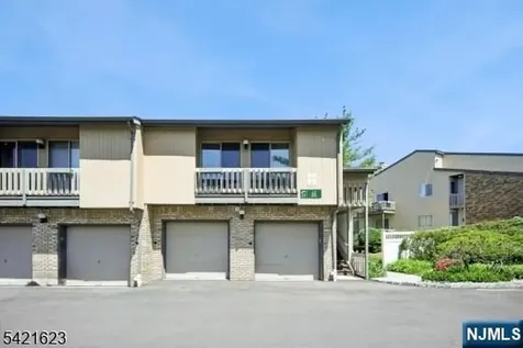 16 Hart Drive West Orange NJ 07052