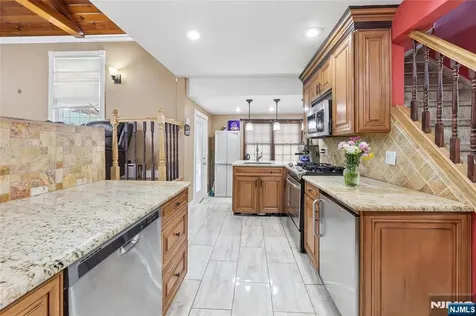 67 South Parkway Clifton NJ 07014