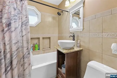 67 South Parkway Clifton NJ 07014