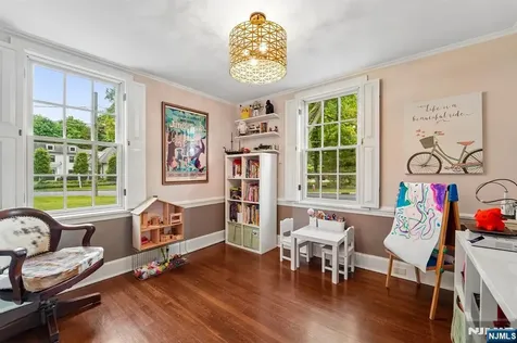 88 Depeyster Avenue Tenafly NJ 07670