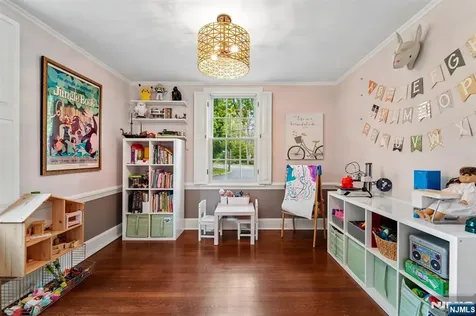 88 Depeyster Avenue Tenafly NJ 07670