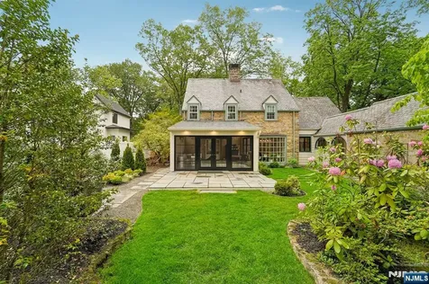88 Depeyster Avenue Tenafly NJ 07670