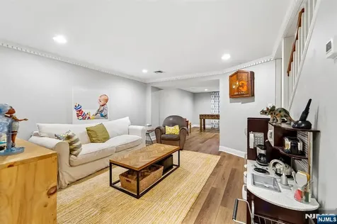 88 Depeyster Avenue Tenafly NJ 07670