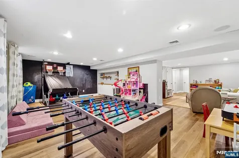 88 Depeyster Avenue Tenafly NJ 07670