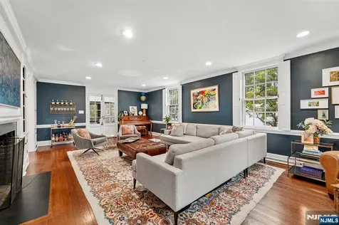 88 Depeyster Avenue Tenafly NJ 07670