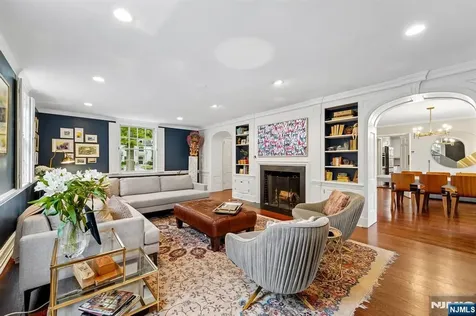 88 Depeyster Avenue Tenafly NJ 07670