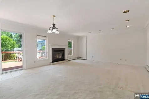 619 Cadmus Court Teaneck NJ 07666