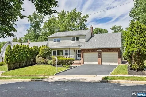 619 Cadmus Court Teaneck NJ 07666
