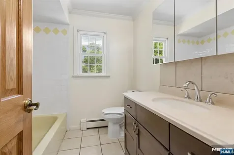 619 Cadmus Court Teaneck NJ 07666