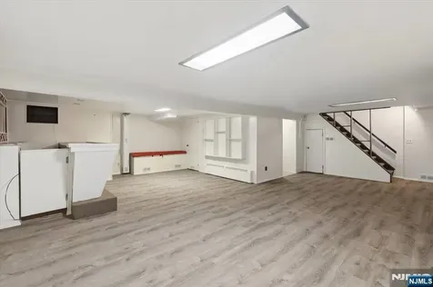 619 Cadmus Court Teaneck NJ 07666