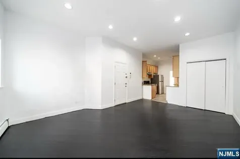 75 Palisade Avenue Jersey City NJ 07306