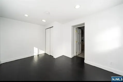 75 Palisade Avenue Jersey City NJ 07306