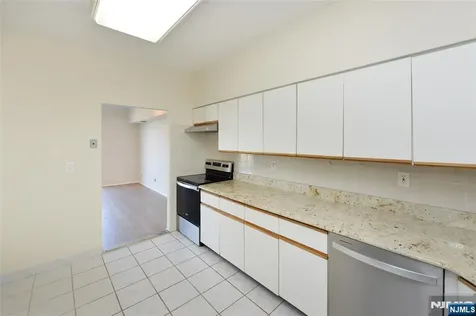 1077 River Edgewater NJ 07020