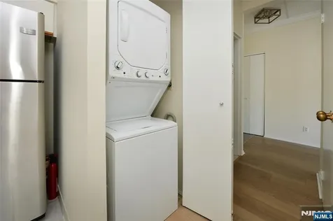 1077 River Edgewater NJ 07020