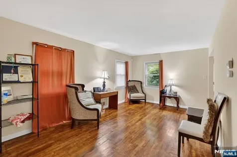129 Pake Street Nutley NJ 07110