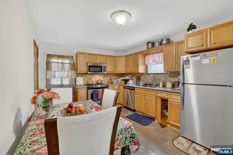 129 Pake Street Nutley NJ 07110