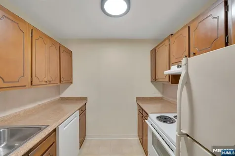 265 Main Street Ridgefield Park NJ 07660