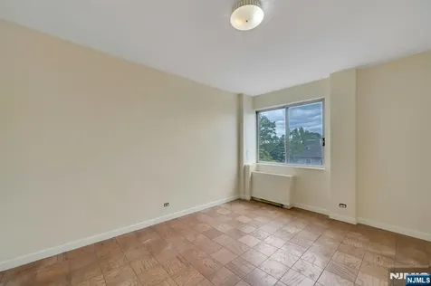 265 Main Street Ridgefield Park NJ 07660
