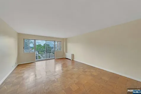 265 Main Street Ridgefield Park NJ 07660