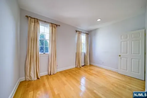 270 Marietta Street Englewood Cliffs NJ 07632