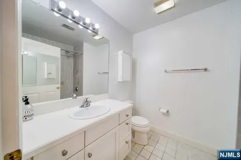 270 Marietta Street Englewood Cliffs NJ 07632