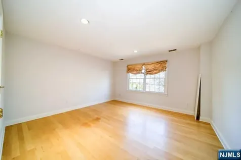 270 Marietta Street Englewood Cliffs NJ 07632