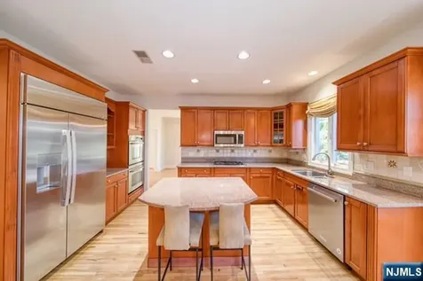 270 Marietta Street Englewood Cliffs NJ 07632