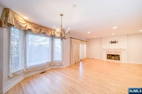 270 Marietta Street Englewood Cliffs NJ 07632