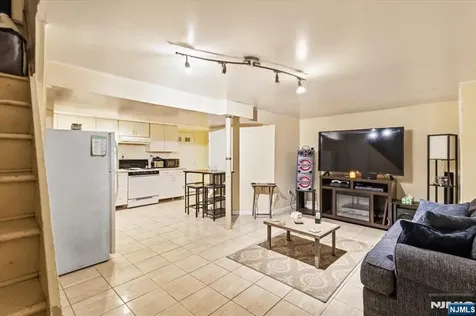 62-64 Front Street Paterson NJ 07522