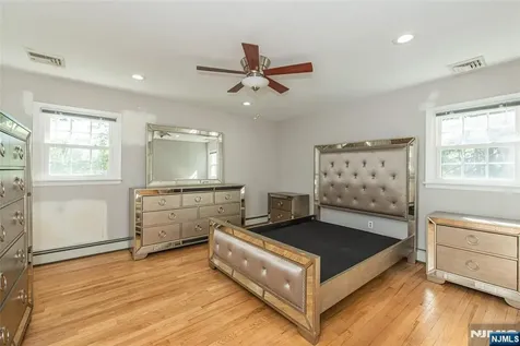 6 Beaumont Place Hanover Township NJ 07981