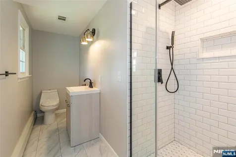 6 Beaumont Place Hanover Township NJ 07981