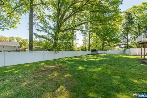 6 Beaumont Place Hanover Township NJ 07981