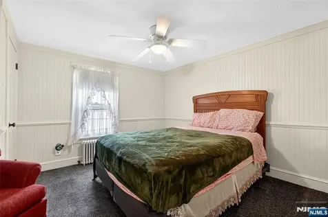 90 Hamburg Bloomingdale NJ 07403
