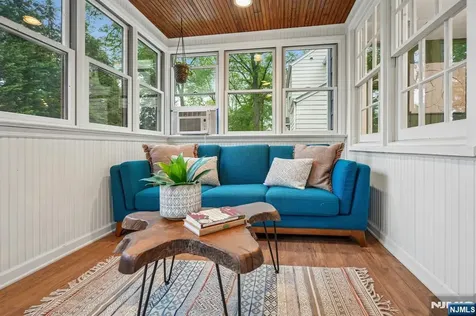 93 Prospect Street Verona NJ 07044