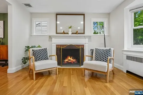 93 Prospect Street Verona NJ 07044
