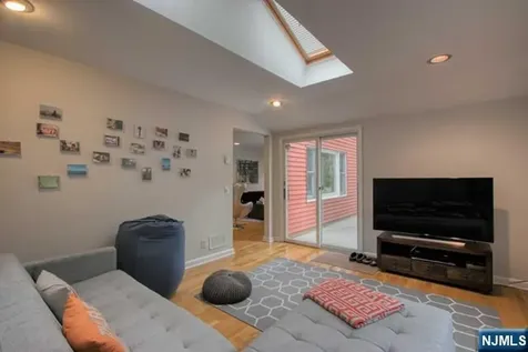 59 Buff Road Tenafly NJ 07670