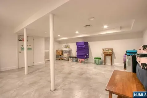 59 Buff Road Tenafly NJ 07670